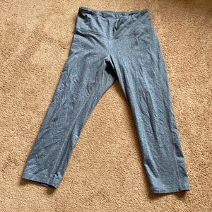 Old Navy Cozecore Medium Capri/ 7/8 legging blue